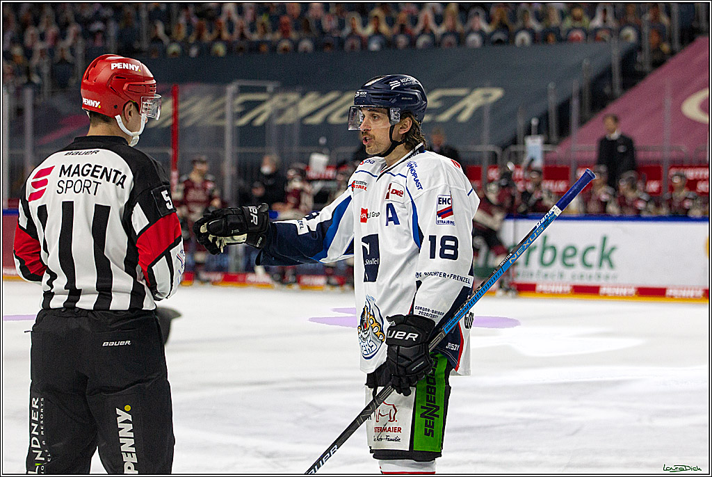 PENNY DEL;  Koelner Haie - Straubing Tigers; Koeln, 14.04.2021